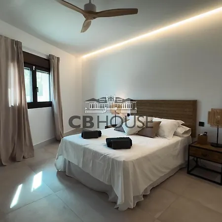 Casa Marinas دينايا